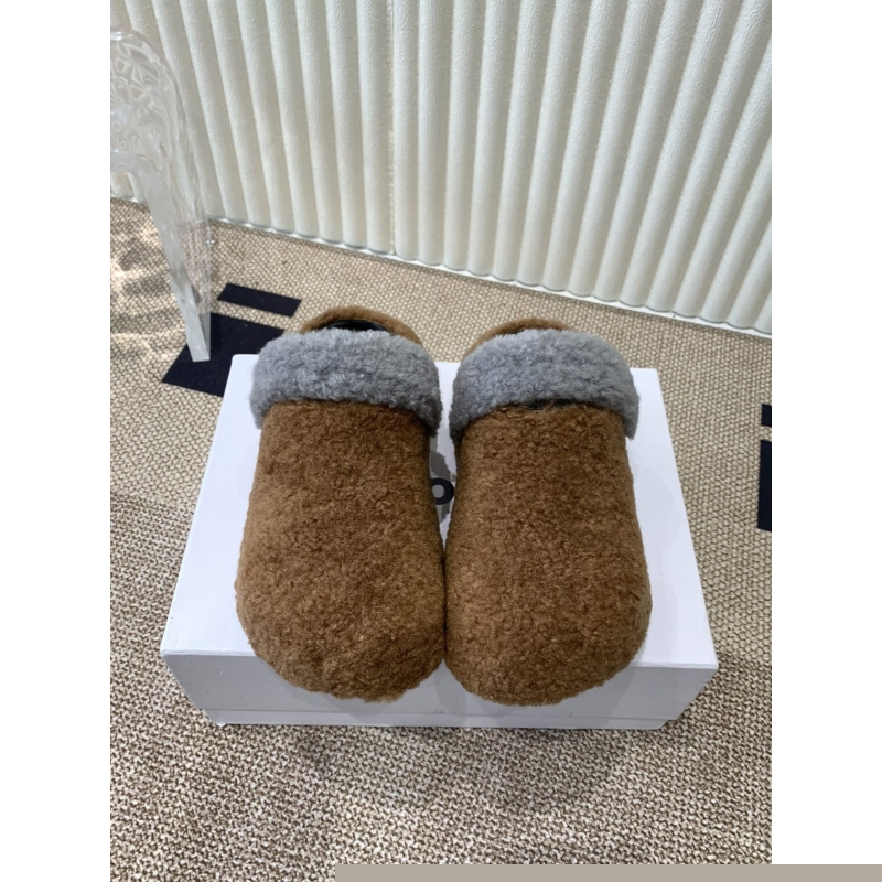 Other Slippers